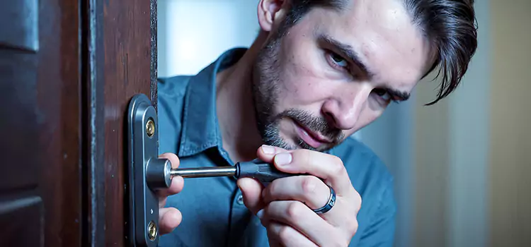 Eviction Locksmith Rosedale