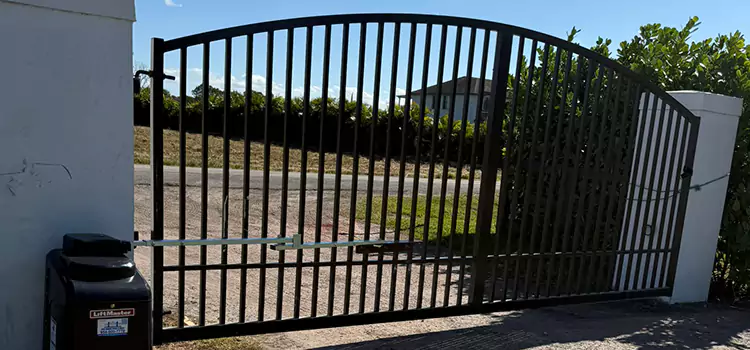 Driveway Fence Repair Rosedale